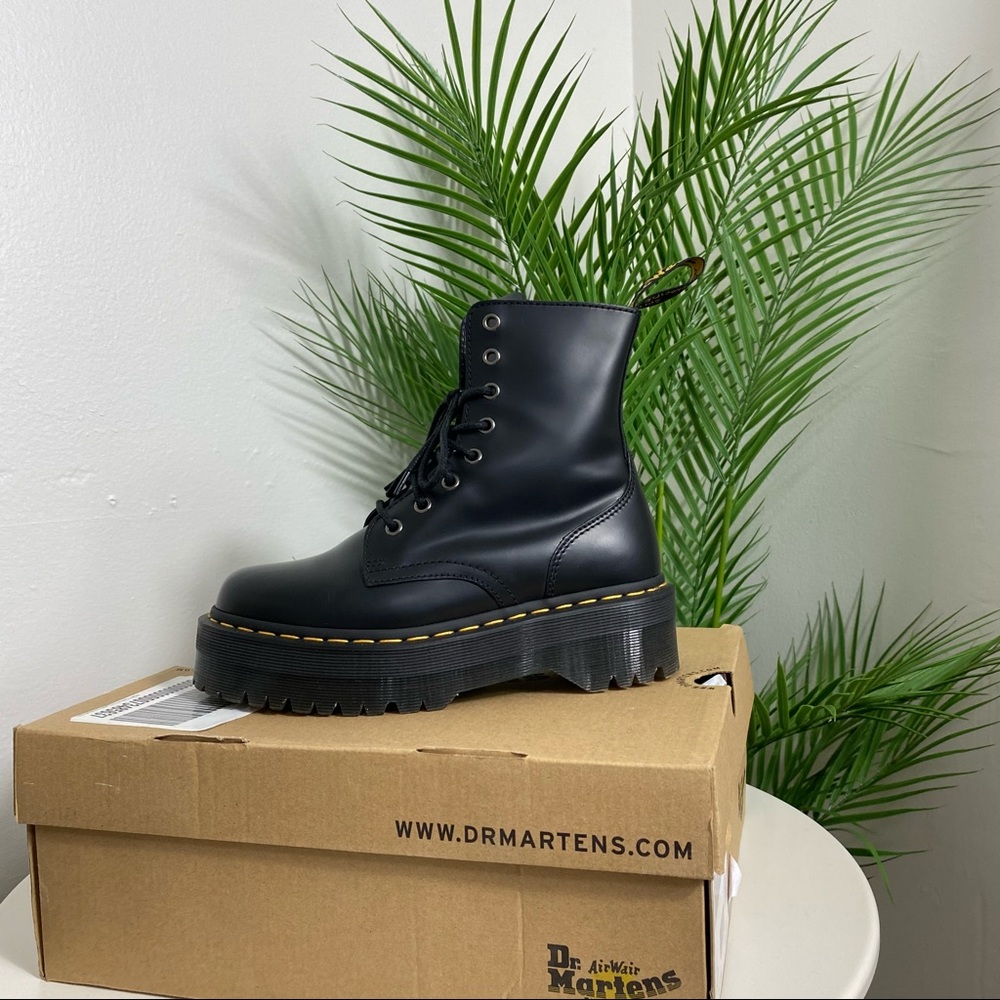 Dr. Martens Jadon Boot
